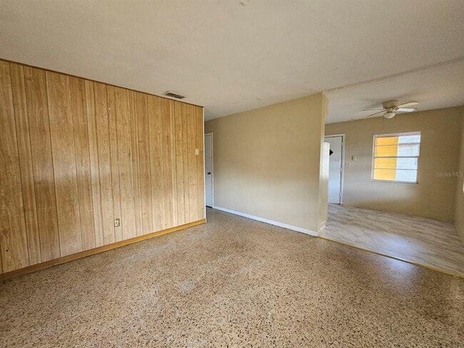 Photo - 1216 E Myrtle St