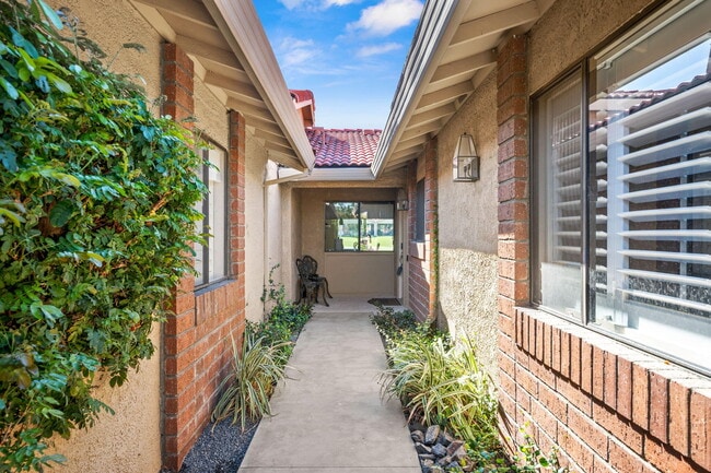 Photo - 69 Camino Arroyo N