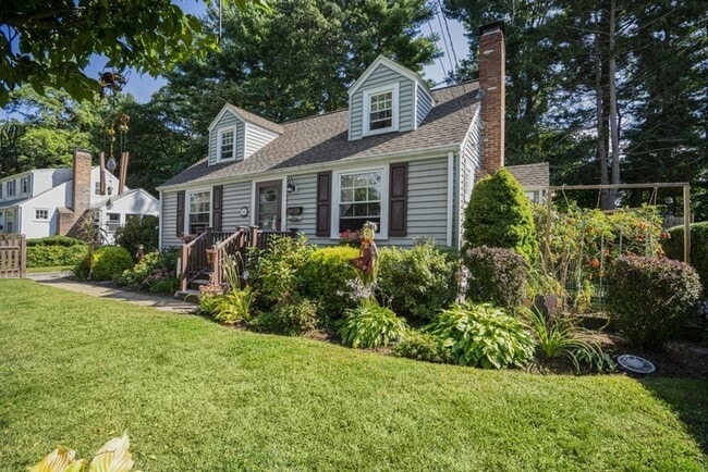28 Londonderry Rd