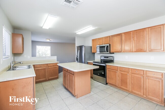 Photo - 1858 E Omega Dr