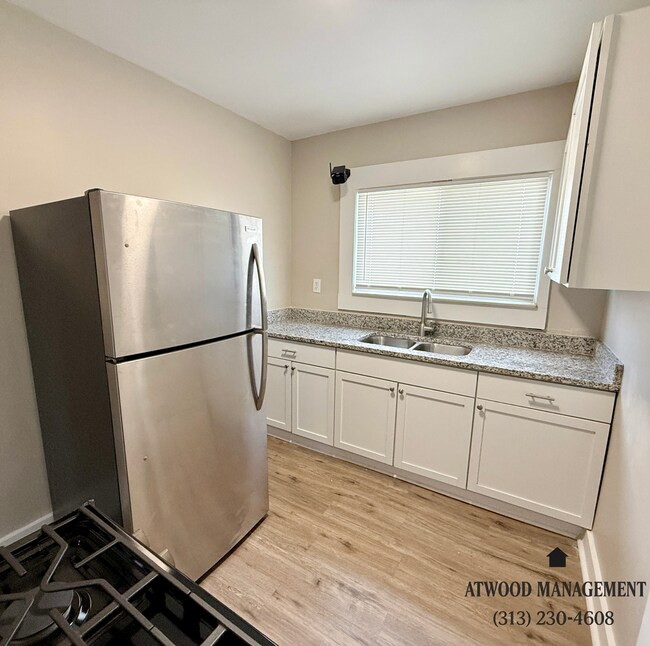 Photo - 12078 N Martindale St Unit Lower