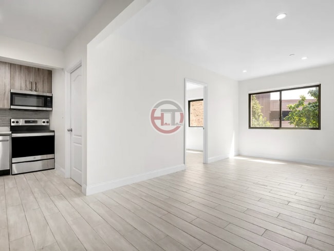 Photo - 4578 Manhattan College Pkwy Unit 3B