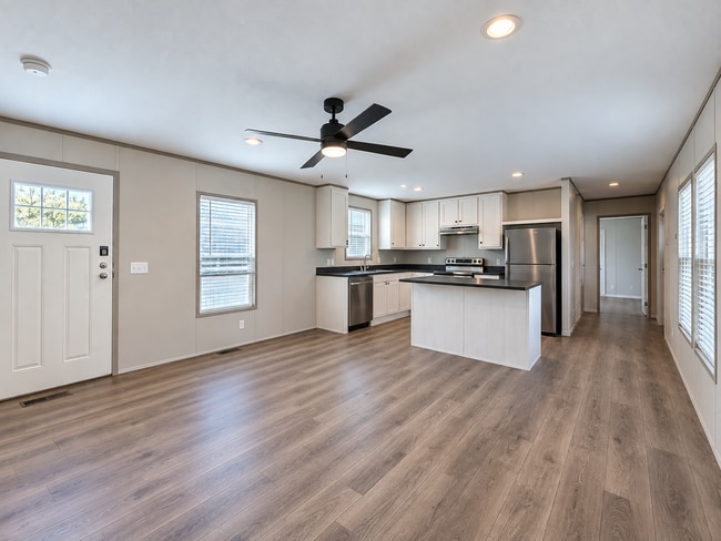 104 Pine Cone Dr