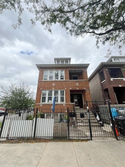 Building Photo - 2724 W Pope John Paul II Dr Unit 2F
