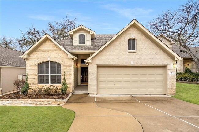 Building Photo - 27 Troon Dr