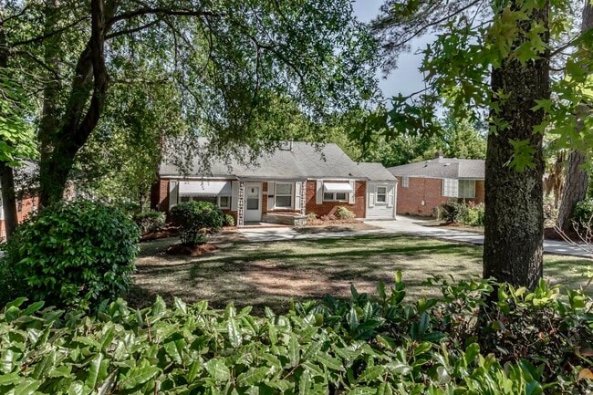 Photo - 2709 Hazel St