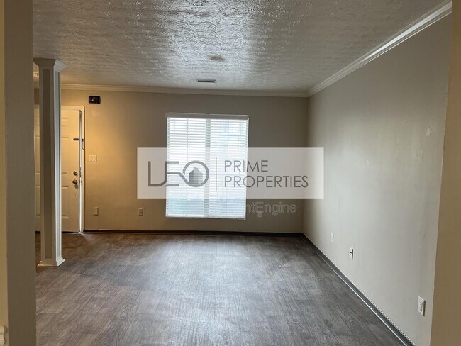 Photo - 3081 Shadow Walk Ln