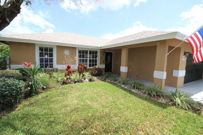 Building Photo - 147 NW 10th Ave Rental