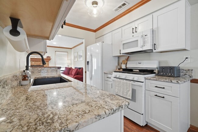 Photo - A gem in Knells Ridge!