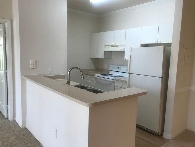 Building Photo - 3757CR#2532(70) Unit 2532