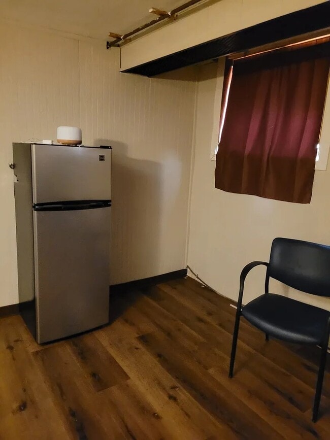 Photo - 3514 Ailsa Ave