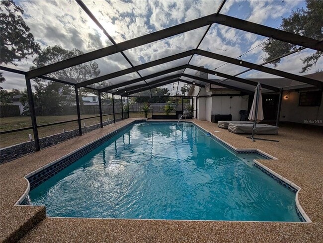 Photo - 1117 Lakemont Dr