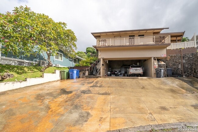 Building Photo - Like New breezy Studio/1BA detached cottage in a single family dwelling in Aiea