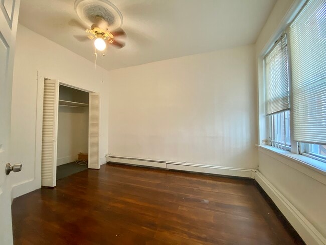 34 Cunard St Unit 2