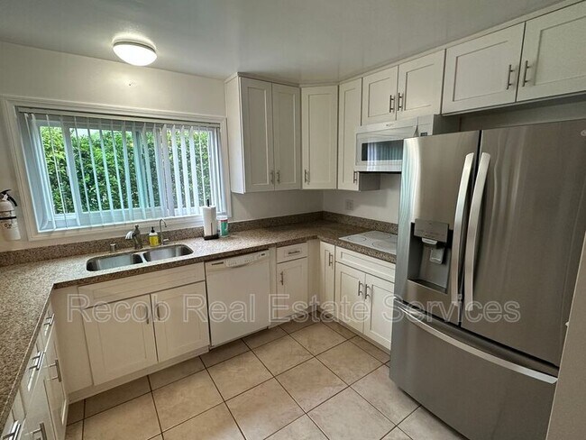 Photo - 4859 Campanile Dr