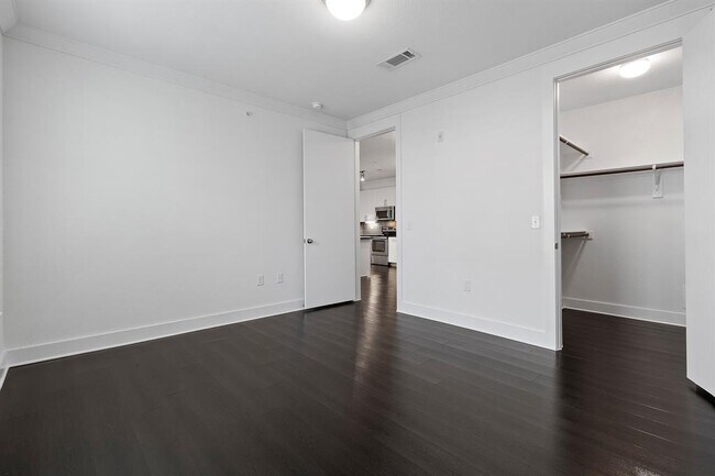 Photo - 3300 Towers Blvd Unit 148