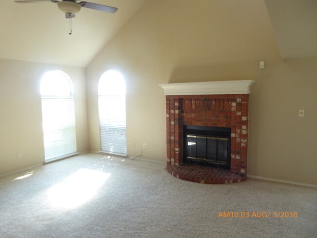 Photo - Spacious 2 story house on large corner lot