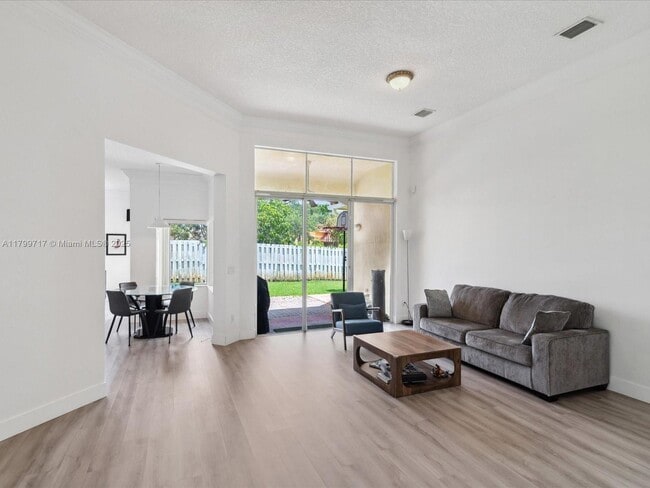 Photo - 16305 NW 15th St