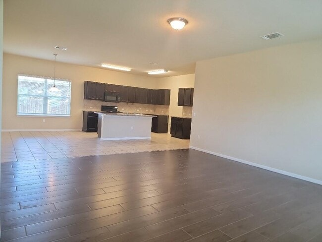 Photo - 409 Sabina Dr