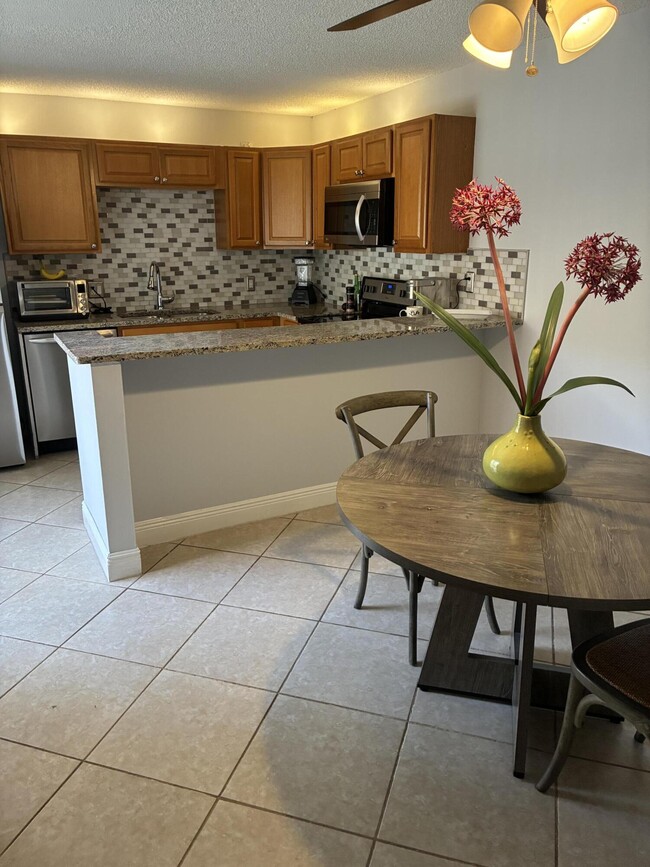 Photo - 1120 11th Ct