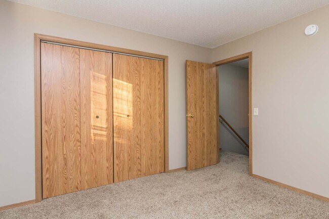 Saddle Creek Townhomes