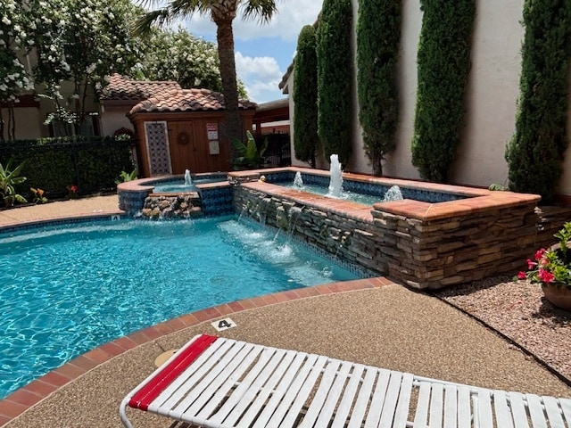 Swimming Pool - Waxahachie Village Apartments Condominiums