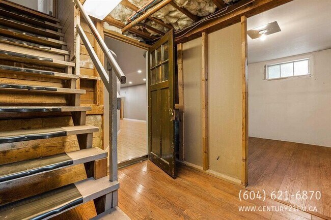 Photo - 2348 McKenzie Rd