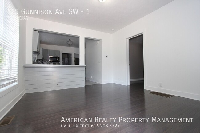 Photo - 115 Gunnison Ave SW Unit 1