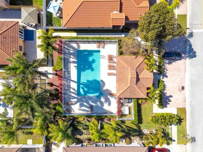 Photo - 19249 NW 13th St