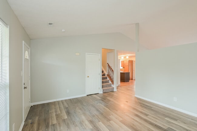 Photo - 6460 Calloway Ct