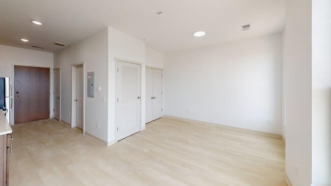 Photo - Winsor Place