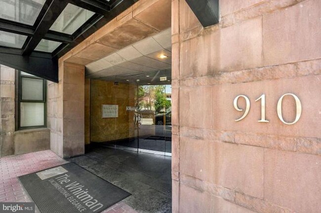 Modern 1 BR, 1BA Condo in Mount Vernon Squ... - Modern 1 BR, 1BA Condo in Mount Vernon Squ...