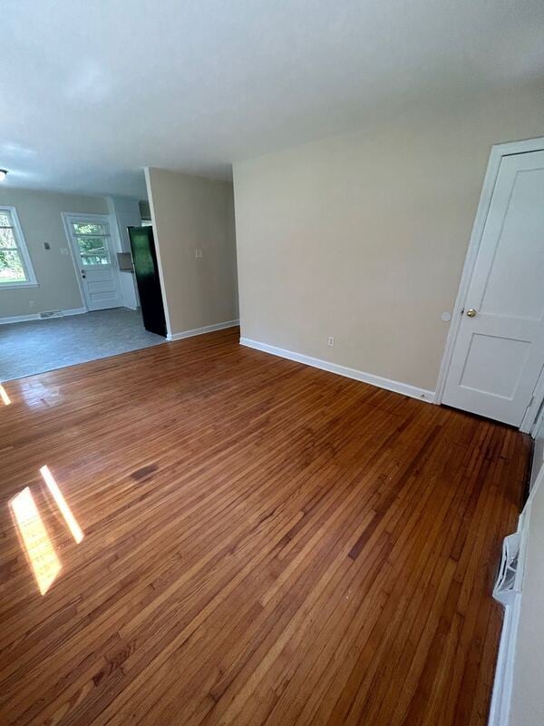 Photo - 717 Crater St