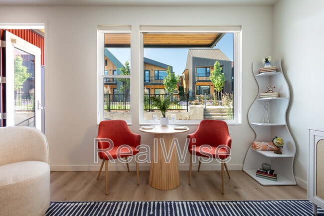 Building Photo - 1244 Quincy St