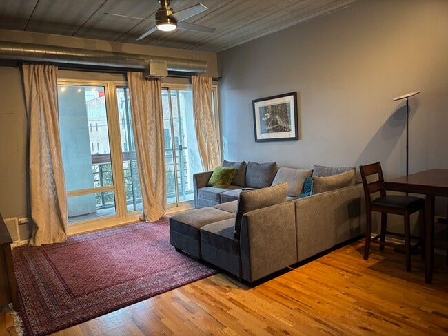 Photo - 1430 S Michigan Ave Unit 410