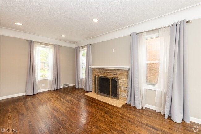 Building Photo - 3702 Glencairn Rd Rental