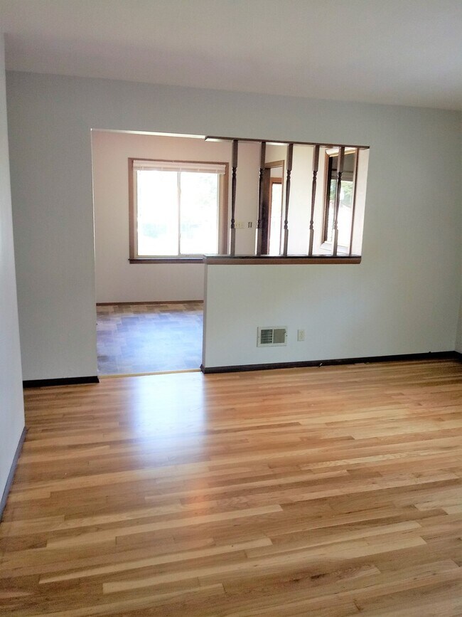 Photo - 3 Bedroom Single Family with Garage