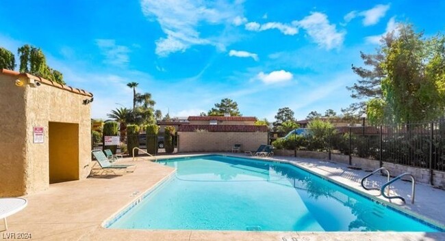 Photo - 1828 Mimosa Ct Condominio Unidad N/A