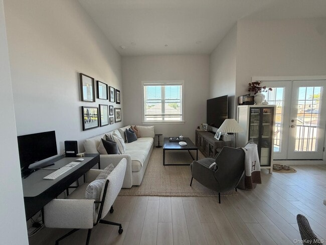 Photo - 326 A Long Beach Rd