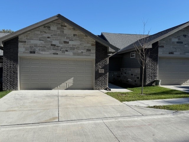 Building Photo - 1605 Jefferson Ct