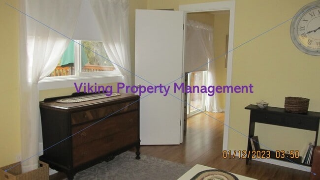 Photo - 13102 N E Ochoco Hwy