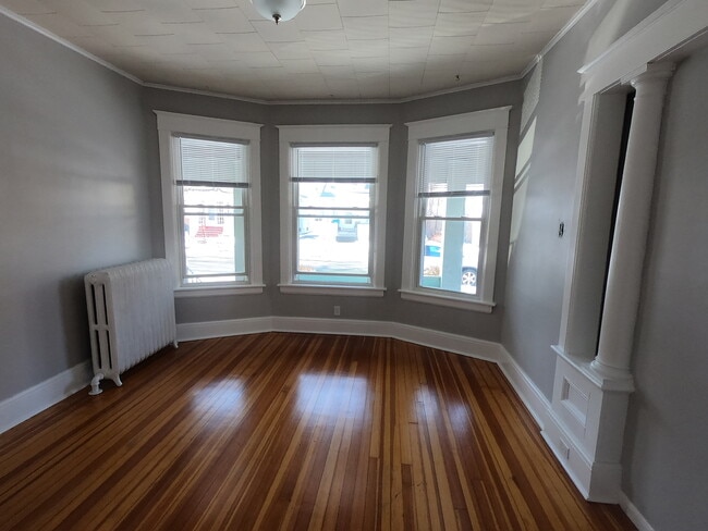 Living room 2 or Dining room - 52 Grove Ave Unit 52 Grove Ave 1st floor