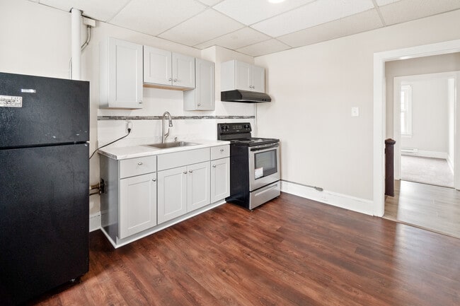 Photo - 25 S Jefferson St Unit Apt 2