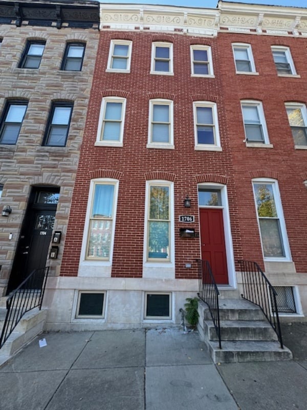 Photo - 1706 N Broadway