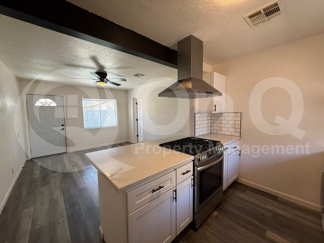 Photo - 426 N 17th Ave