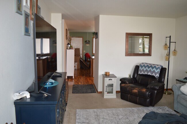 Photo - 401 Jefferson St