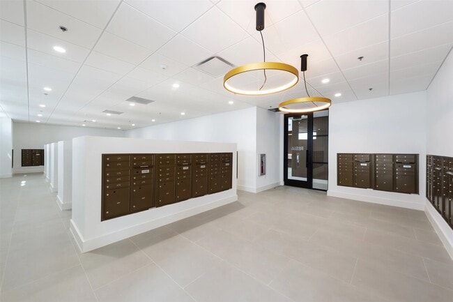 Building Photo - 18036 Park Row Blvd Unit 1603 Rental