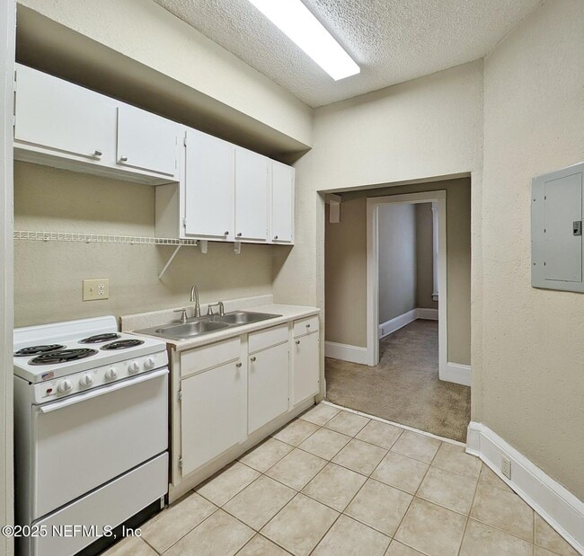 Photo - 2749 Vernon Terrace Unit 6