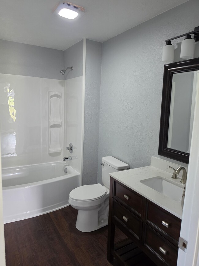 Photo - 421 River Bend Dr