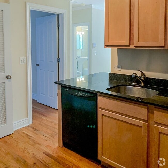 Building Photo - 1214 W Waveland Ave Unit 1 Rental